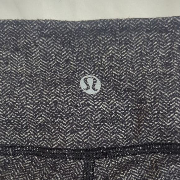 Lululemon Wunder Under Low-Rise Tight *28", Color Heathered Herringbone Size 6 - Picture 12 of 16